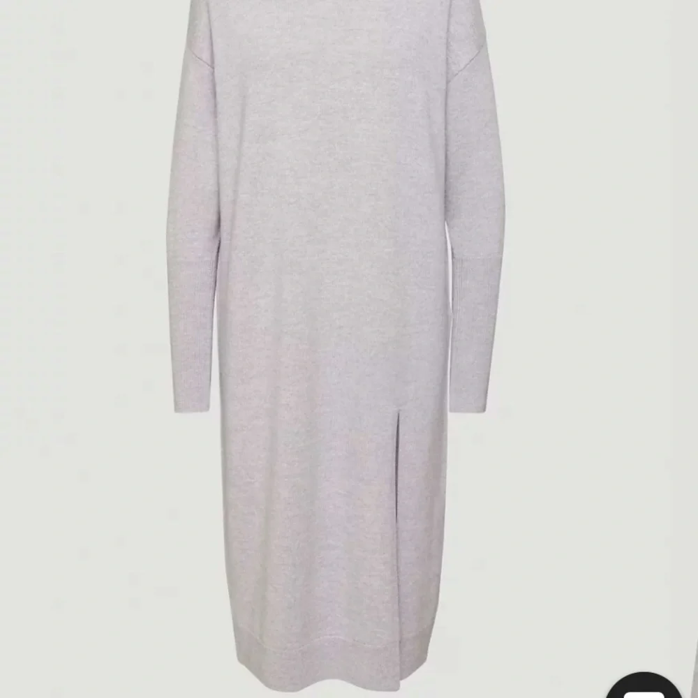 Aritzia- Wilfred mock-neck sweater dress with slit (Cyprie dress) - Picture 6 of 7